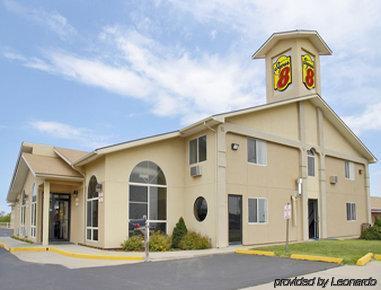 Super 8 By Wyndham Ks Liberal